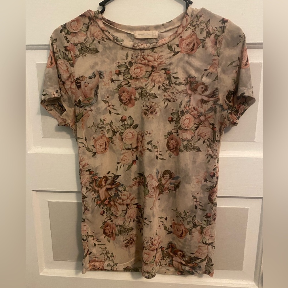 Angel/cherub floral mesh top